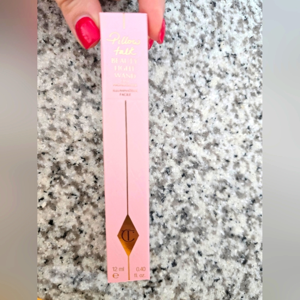 Charlotte Tilbury Beauty Light Wand